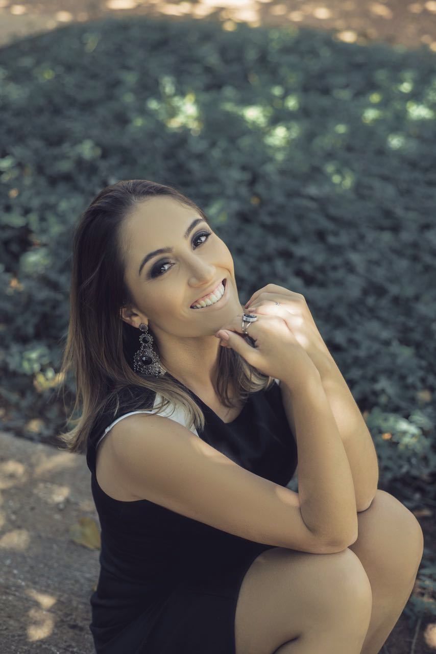 Modelo: Isabela Ferraz
Foto: Luana Patricio
Make: Tamires Marques maquiagem maquiador(a) designer de sobrancelhas esteticista stylist / visagista