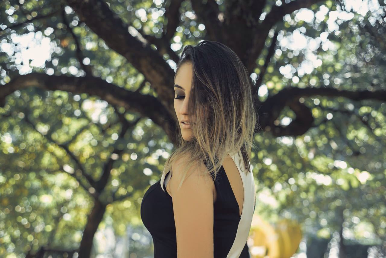 Modelo: Isabela Ferraz
Foto: Luana Patricio
Make: Tamires Marques maquiagem maquiador(a) designer de sobrancelhas esteticista stylist / visagista