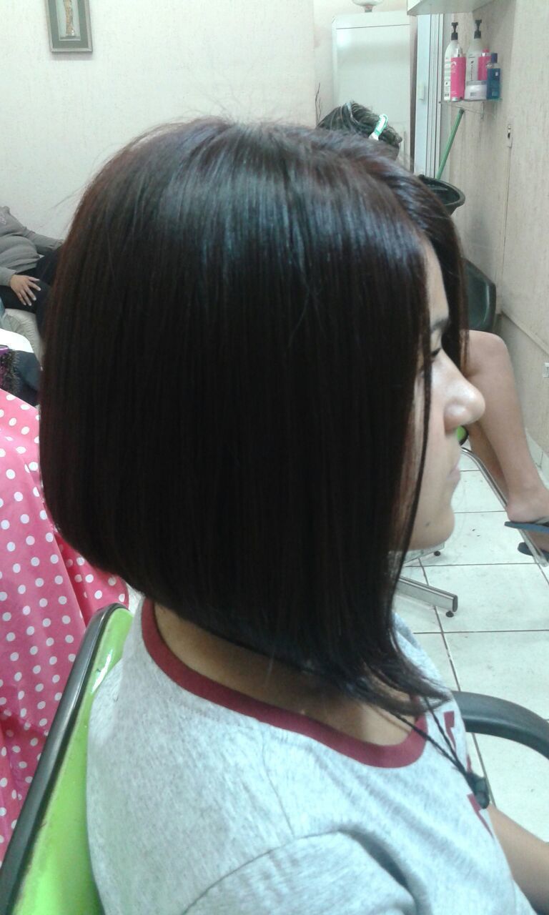 Corte feminino:Chanel de bico cabelo terapeuta