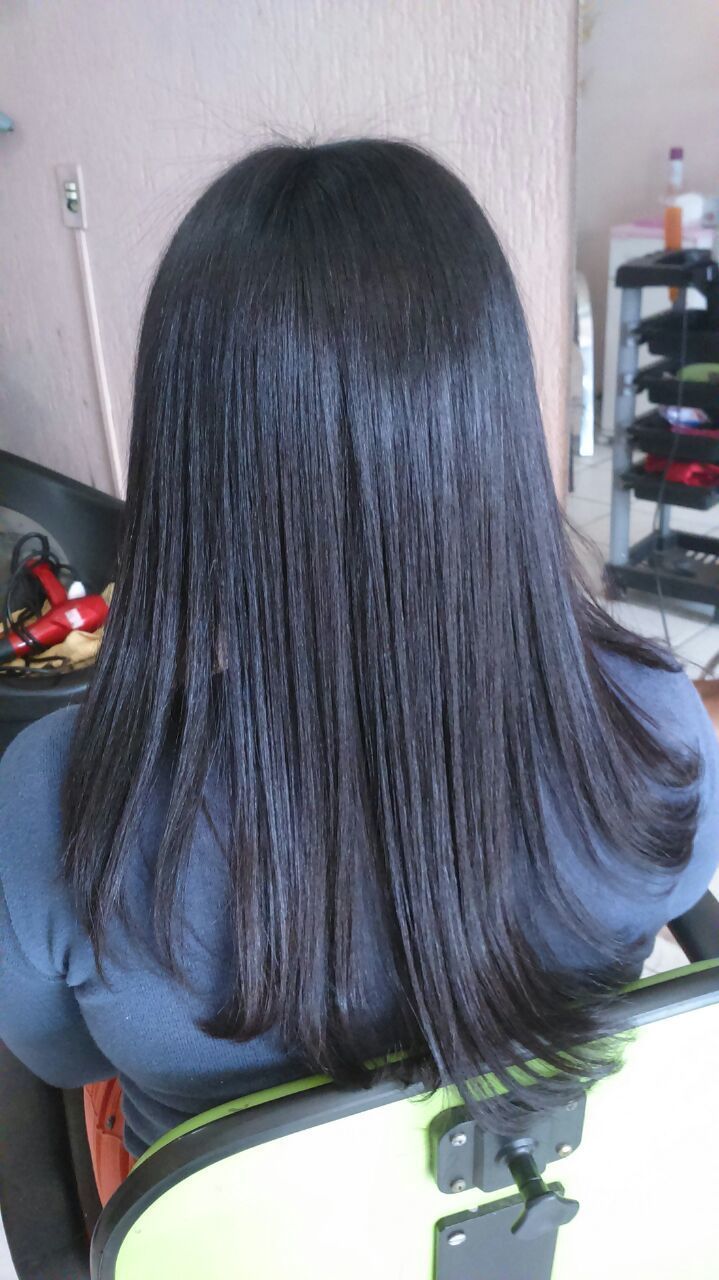 Alinhamento térmico e corte cabelo terapeuta