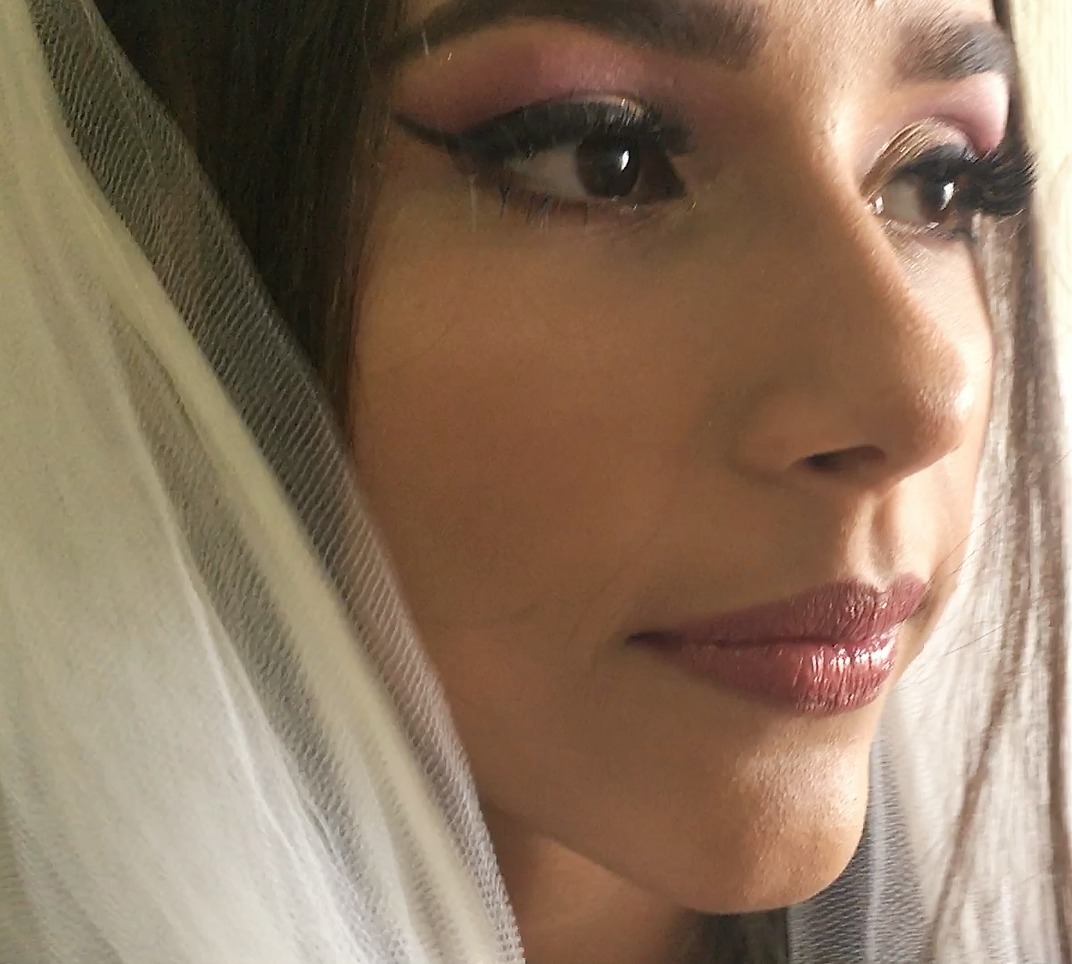 Ensaio: Noiva
Modelo: Lorena A. Sena
#mariacristinamakeupartist #makeupartist #makeupforever #ensaionoiva  #makeupnoiva #makeupnoivabymariacristina maquiagem maquiador(a)