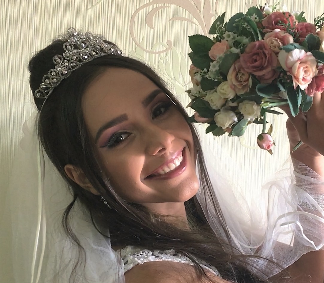 Ensaio: Noiva
Modelo: Lorena A. Sena
#mariacristinamakeupartist #makeupartist #makeupforever #ensaionoiva  #makeupnoiva #makeupnoivabymariacristina maquiagem maquiador(a)