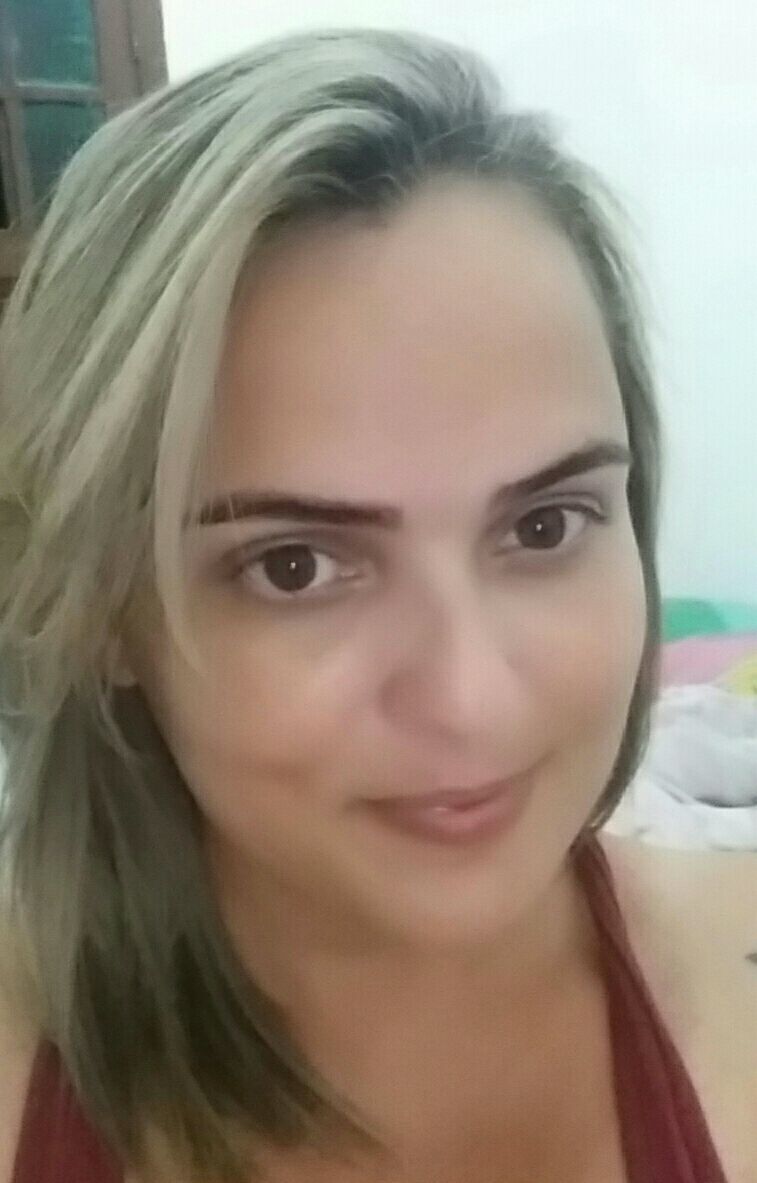 cabelo cabeleireiro(a) escovista cabeleireiro(a) cabeleireiro(a) cabeleireiro(a) cabeleireiro(a) depilador(a) designer de sobrancelhas