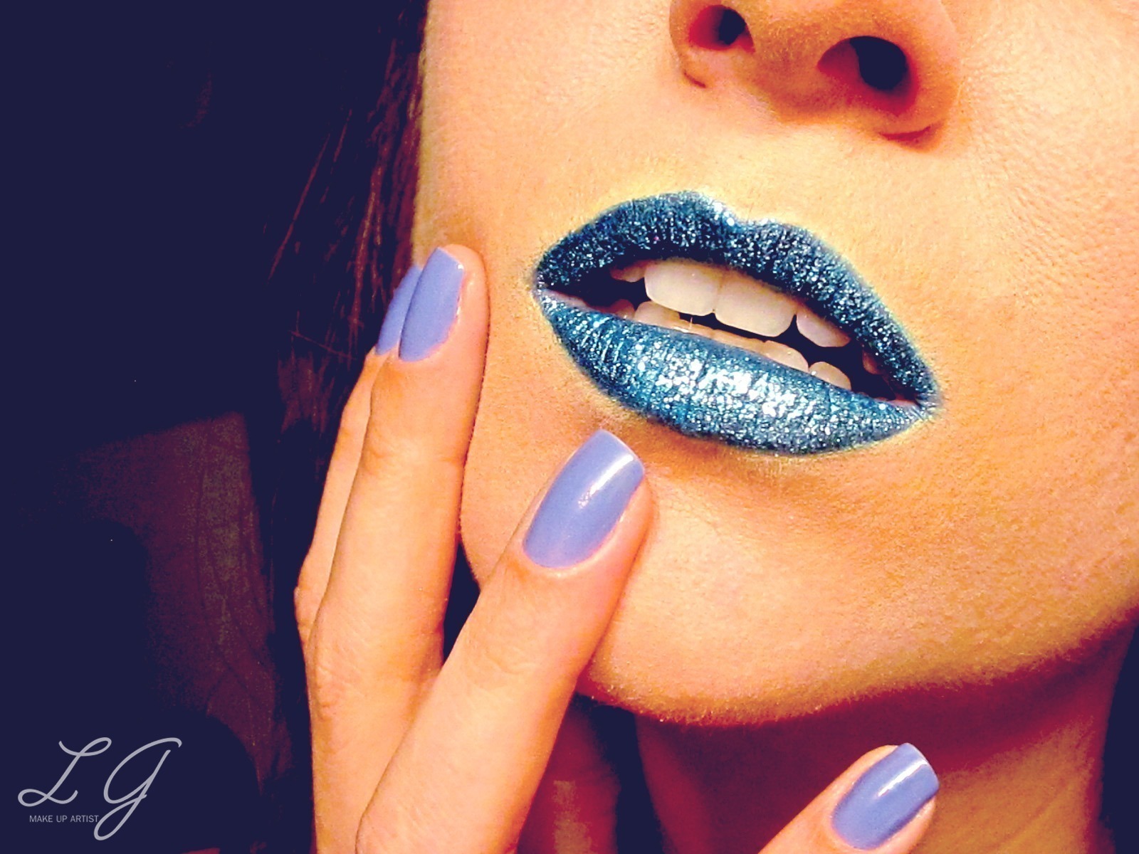 Boca Azul com Glitter #glitter #bocaazul  maquiagem maquiador(a)