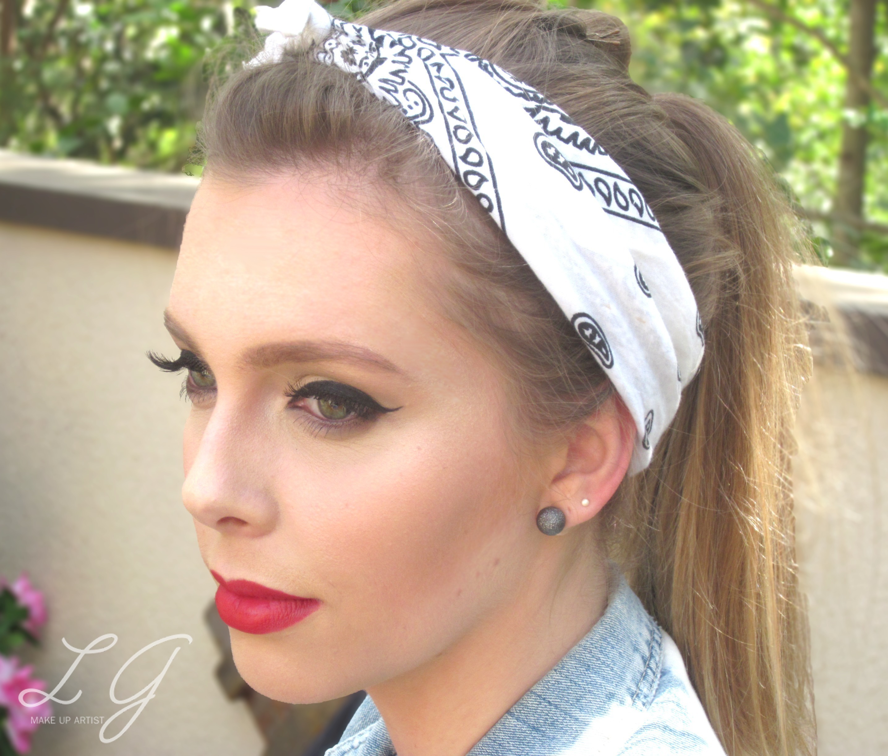 Pin Up. #pinup #bocavermelha #rocker #delineado maquiagem maquiador(a)
