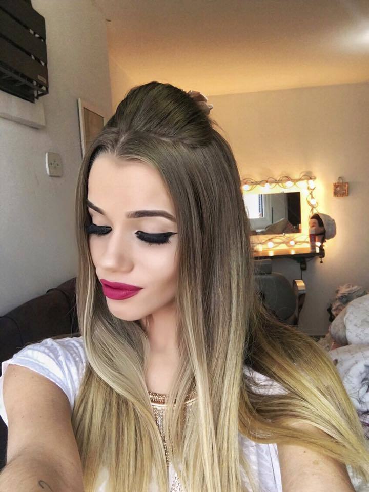 Make e Hair  maquiagem maquiador(a) cabeleireiro(a)