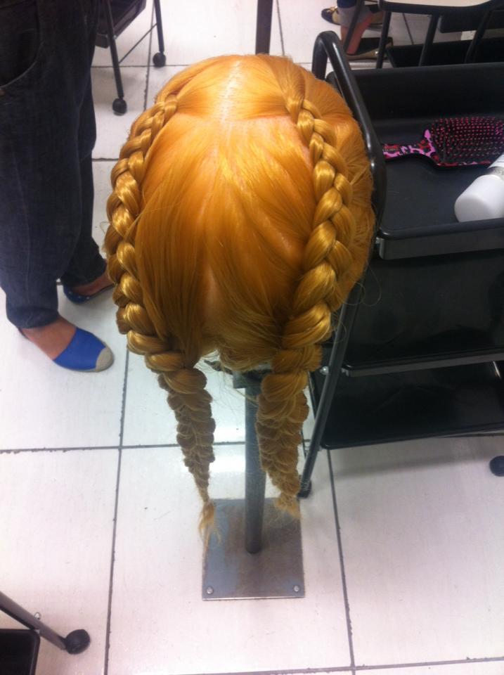 Penteado cabelo estudante (cabeleireiro) auxiliar cabeleireiro(a) cabeleireiro(a) designer de sobrancelhas
