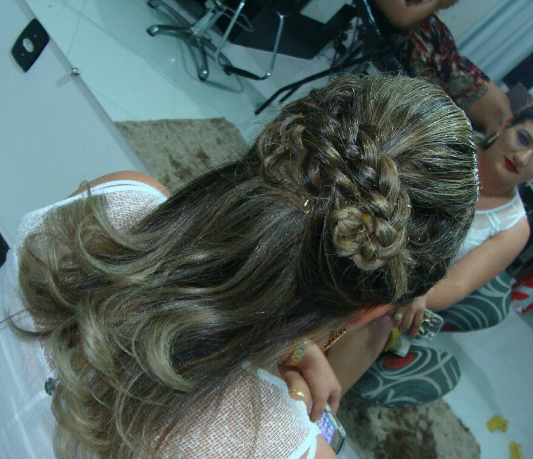 cabelo maquiador(a) micropigmentador(a) designer de sobrancelhas