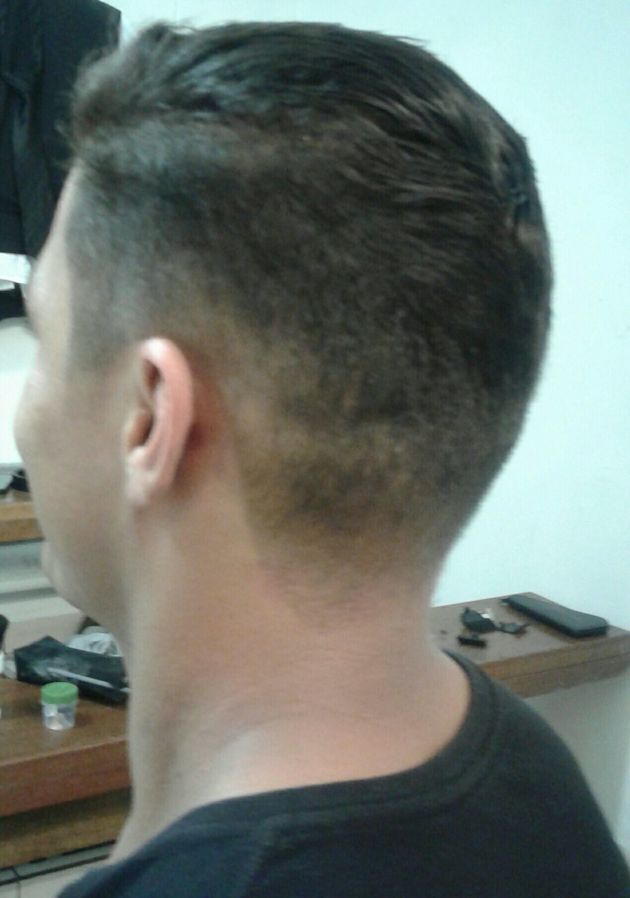 cabelo barbeiro(a) cabeleireiro(a)