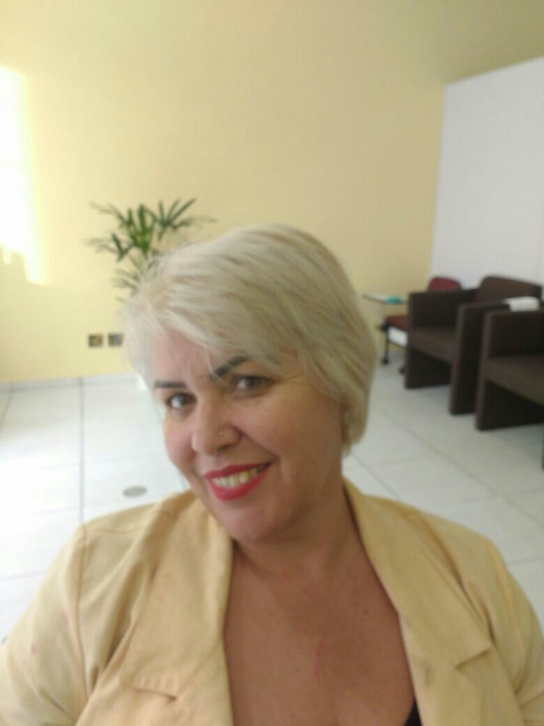Dermopguimentacao outros estudante estudante (visagista)