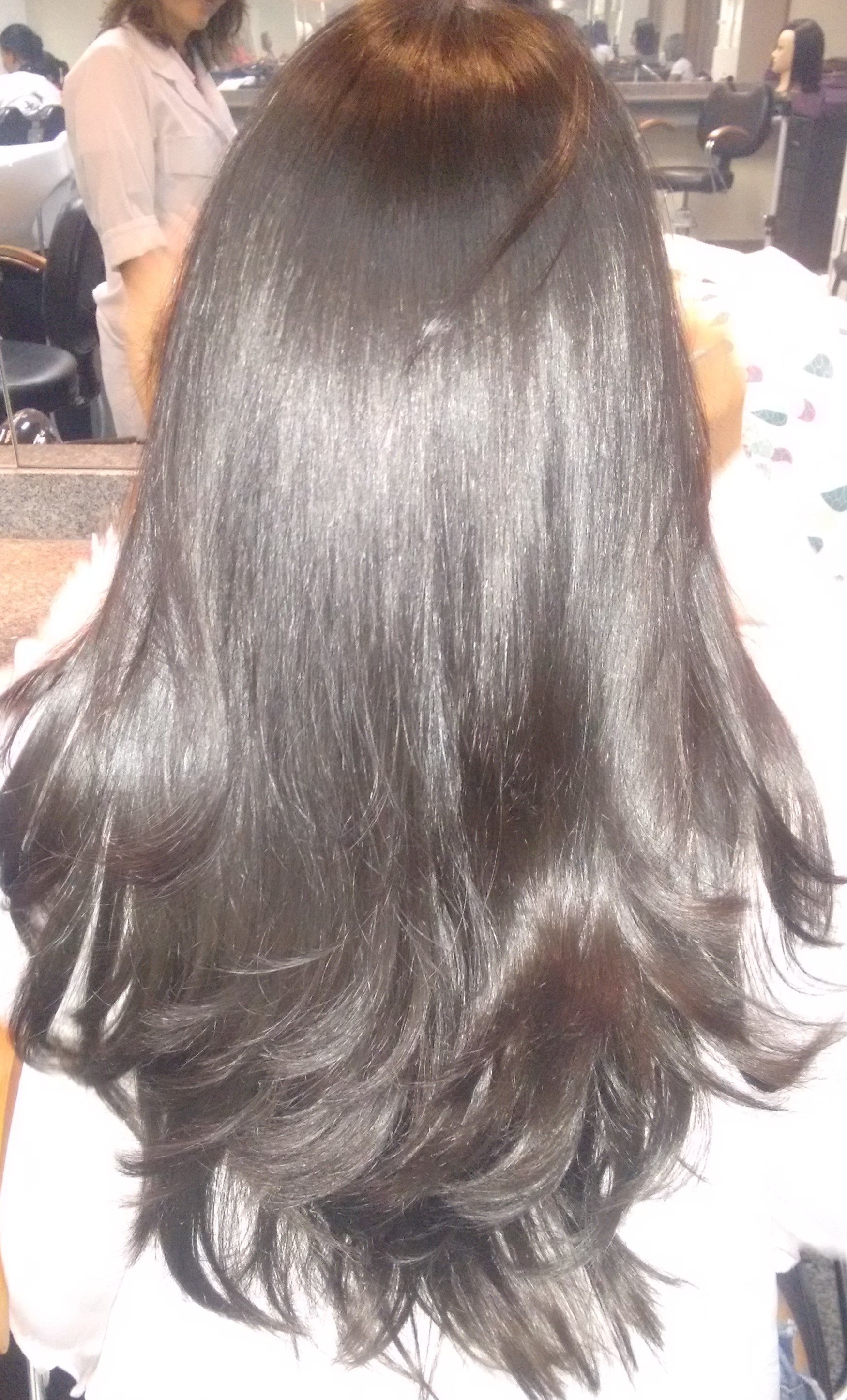 Corte e escova modelada cabelo auxiliar cabeleireiro(a)