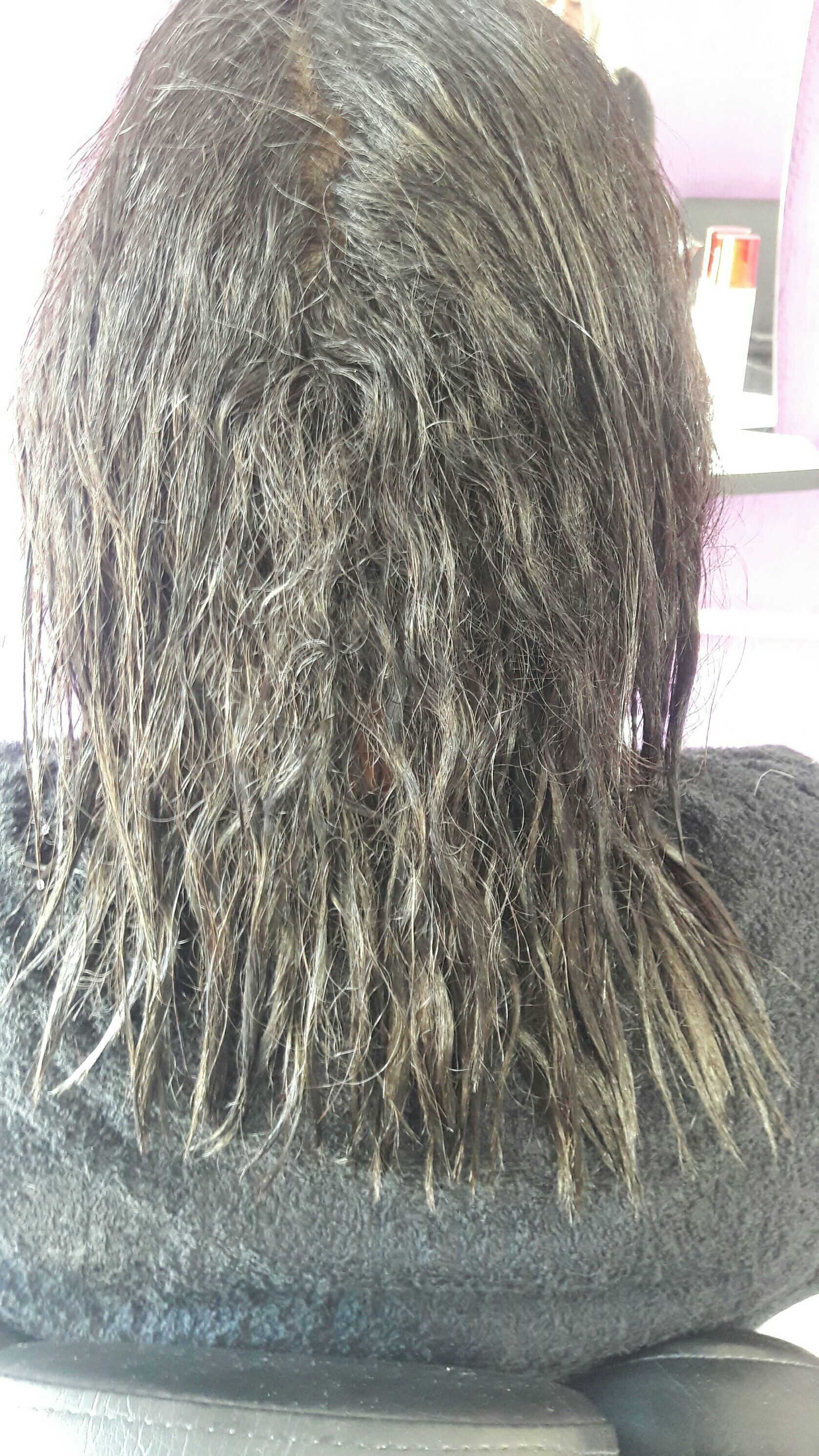 Antes...cabelo bem rebelde. cabelo cabeleireiro(a)