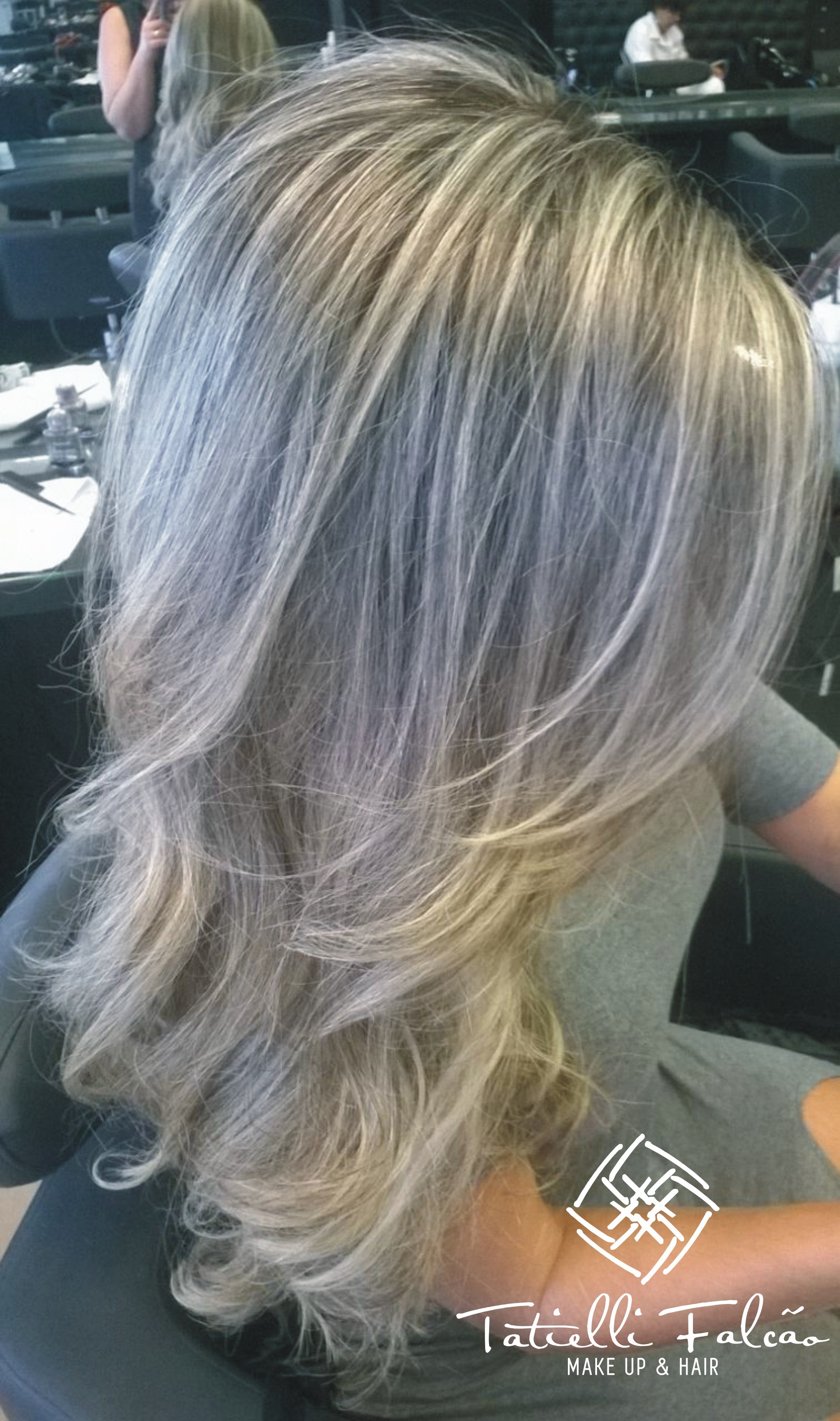 #loirodivo #marca #hair #hairstyle #instahair #hairstyles #haircolour #haircolor #hairdye #hairdo #haircut #longhairdontcare #braid #fashion #instafashion #straighthair #longhair #style #straight #curly #black #brown #blonde #brunette #hairoftheday #hairideas #braidideas #perfectcurls #hairfashion #hairofinstagram #coolhair #makeup #instamakeup #cosmetic #cosmetics #TFLers #fashion #eyeshadow #lipstick #gloss #mascara #palettes #eyeliner #lip #lips #tar #concealer #foundation #powder #eyes #eyebrows #lashes #lash #glue #glitter #crease #primers #base #beauty #beautiful cabelo cabeleireiro(a) maquiador(a)