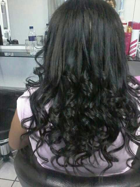 Mega hair depois,. Um visual mais sexy Despojado pra Cliente q tem pouco crescimento  que teve queda por corte químico e quer seus cabelos longos Rápido. cabelo cabeleireiro(a)