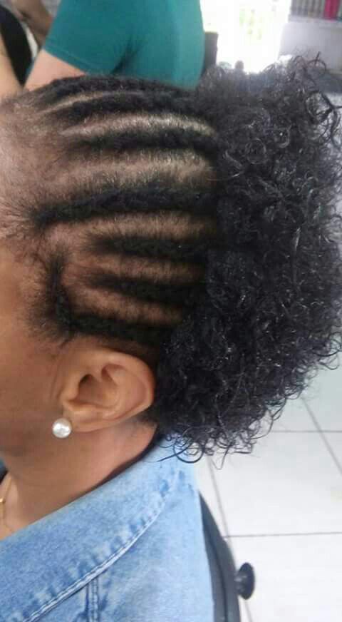 Trança de Raiz com efeito Tiara...prática e Rápida perfeito pra cacheadas q gostam de valorizar mais o visual. cabelo cabeleireiro(a)