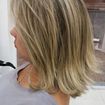 Retoque de mechas. Foram utilizados produtos da L'Oréal