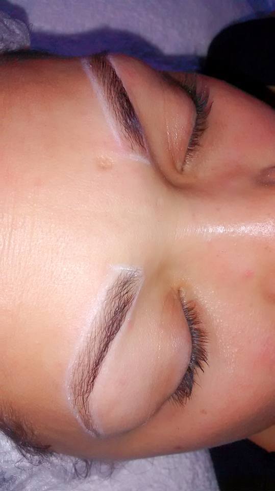 Design de Sobrancelha estética esteticista