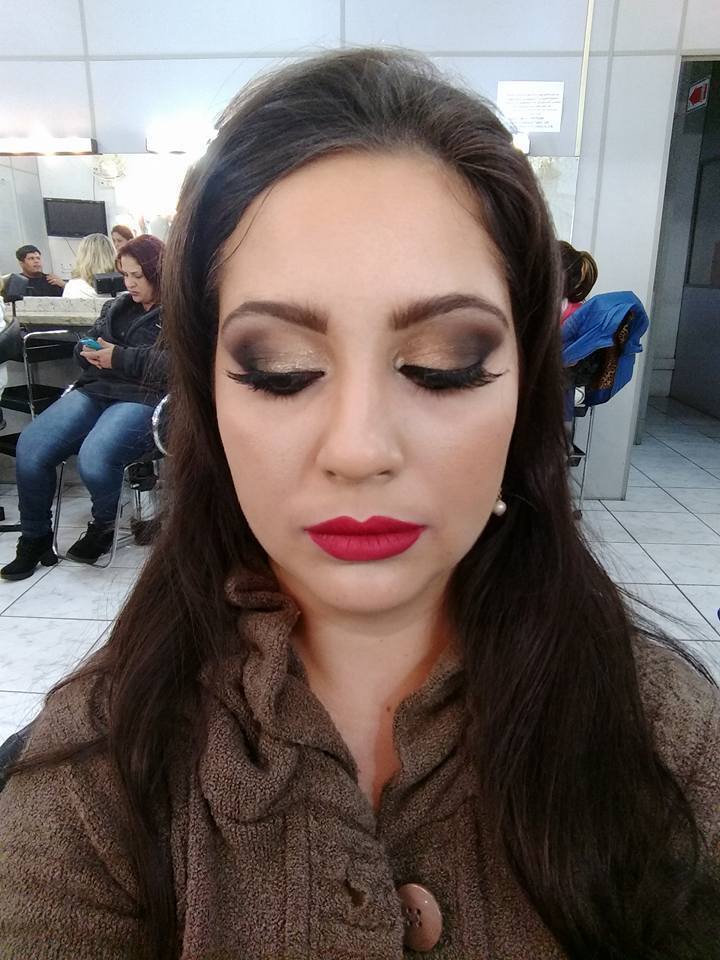 Esfumado sem marcação em tons neutros maquiagem maquiador(a) designer de sobrancelhas