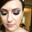 Maquiagem que fiz para um casamento durante o dia. Ela era convidada e não queria nada muito chamativo, mas sem deixar de valorizar a pele e formato dos olhos.