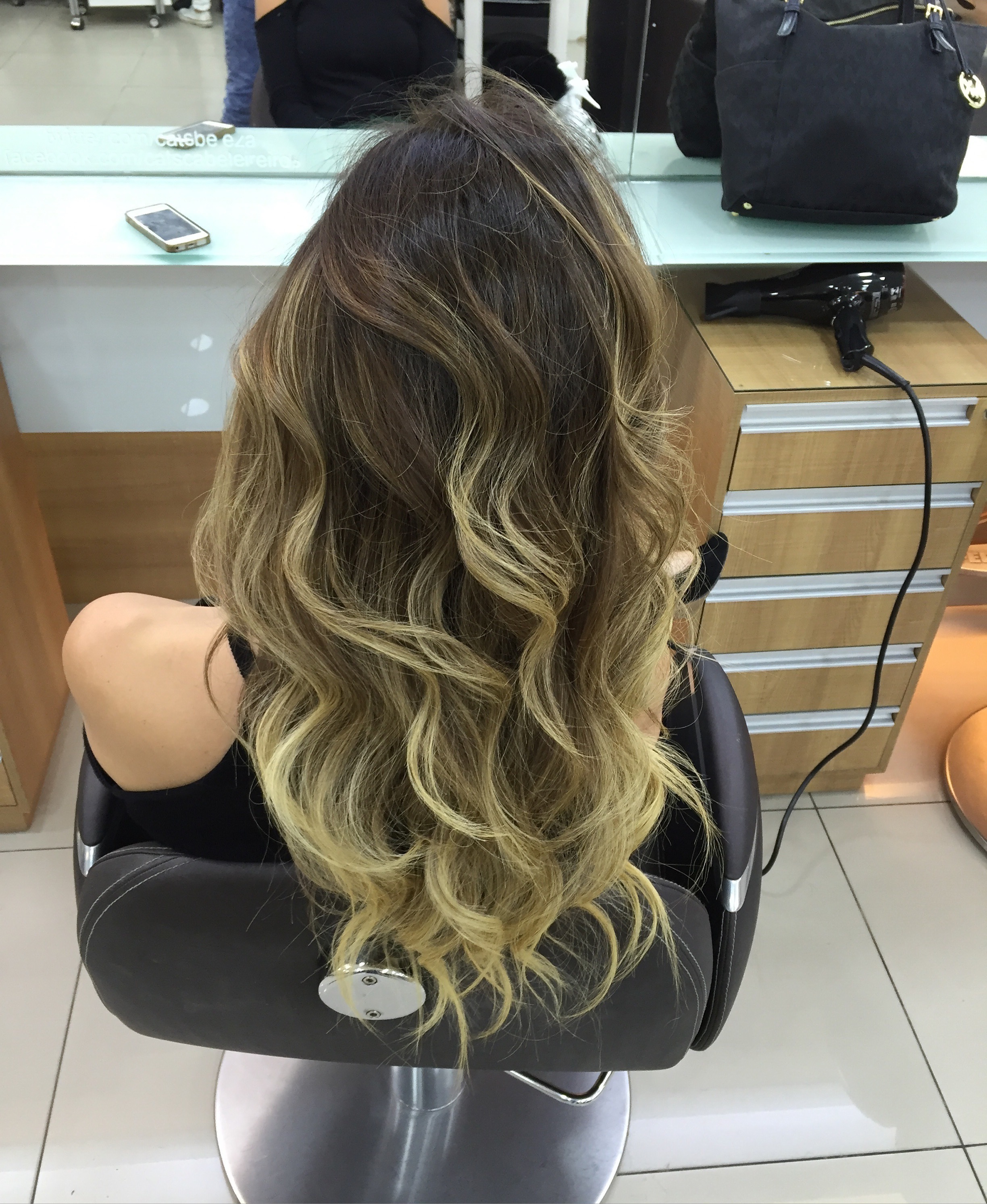 Mechas californianas com ondas  cabelo cabeleireiro(a) maquiador(a)