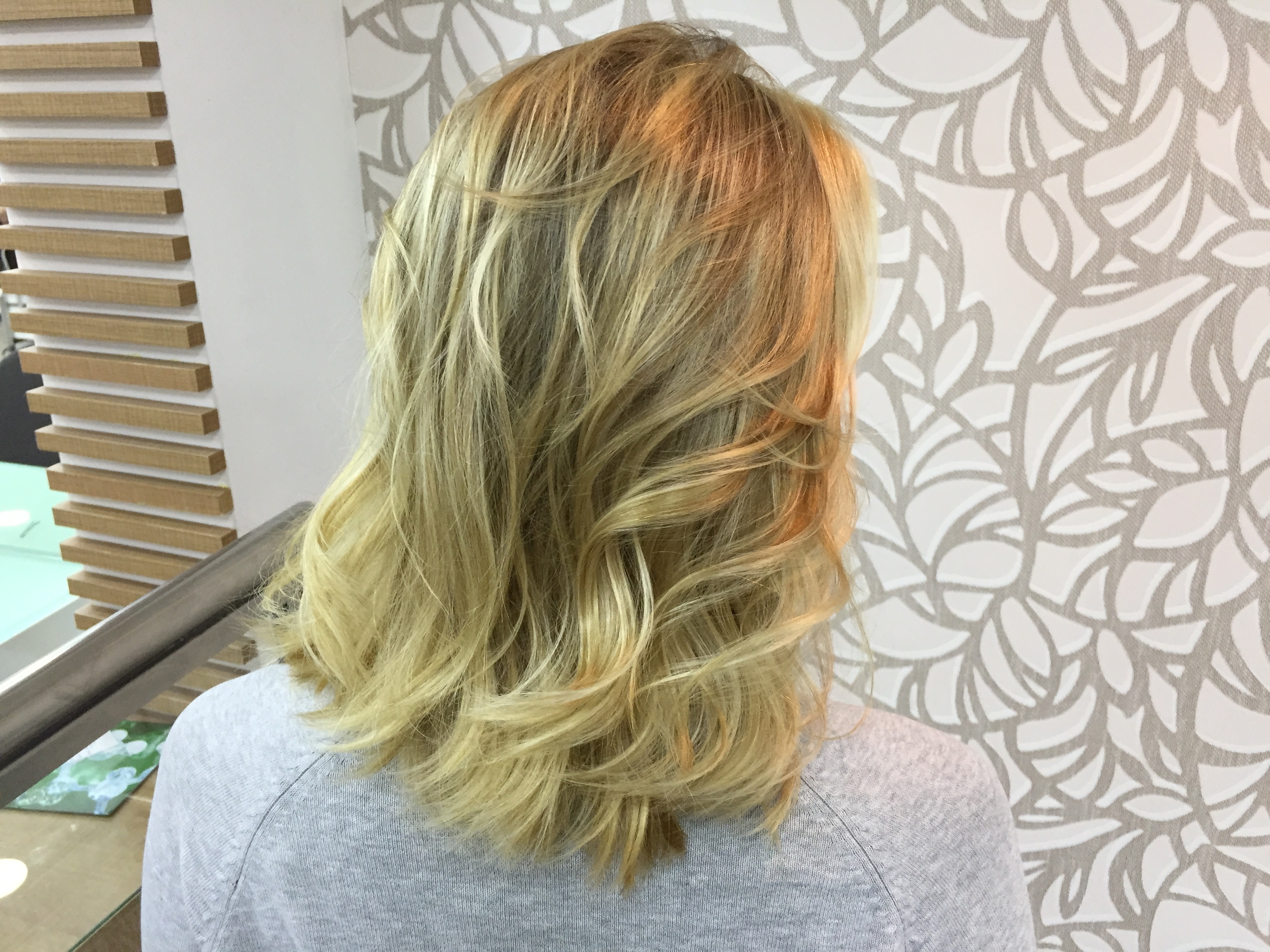 cabelo cabeleireiro(a) maquiador(a)