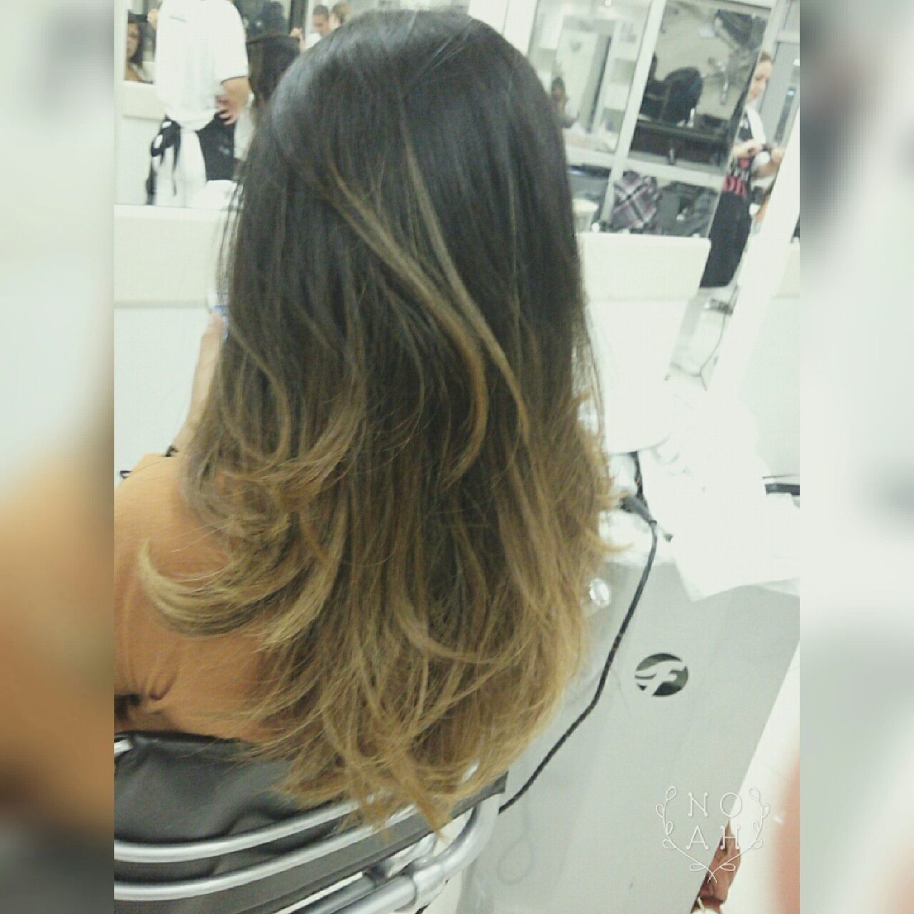 Foi realizado ombre hair  
#ombrehair  cabelo estudante (cabeleireiro) auxiliar cabeleireiro(a) auxiliar administrativo