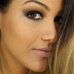 Maquiagem smokey eyes tradicional.