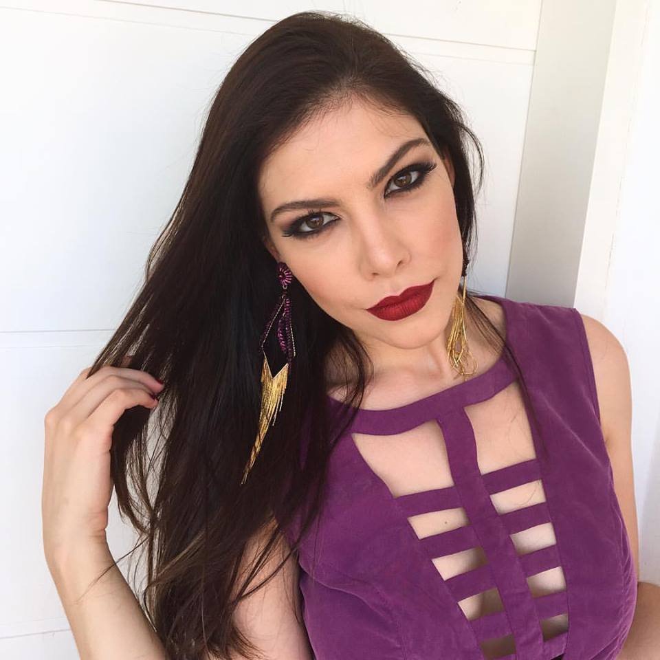 Make para coleção Gabriele Gaido Modelista maquiagem maquiador(a)