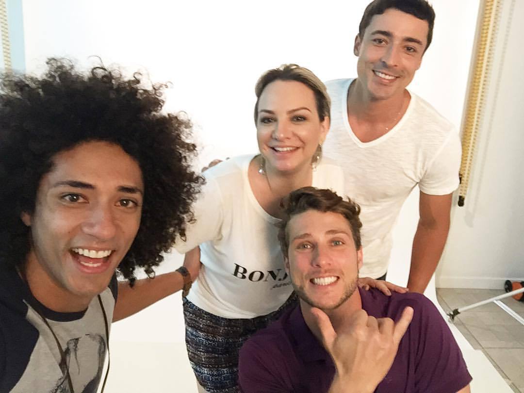 Maquiagem masculina para lookbook da TopBrands.  maquiagem maquiador(a)