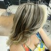 Mechas com franja iluminada