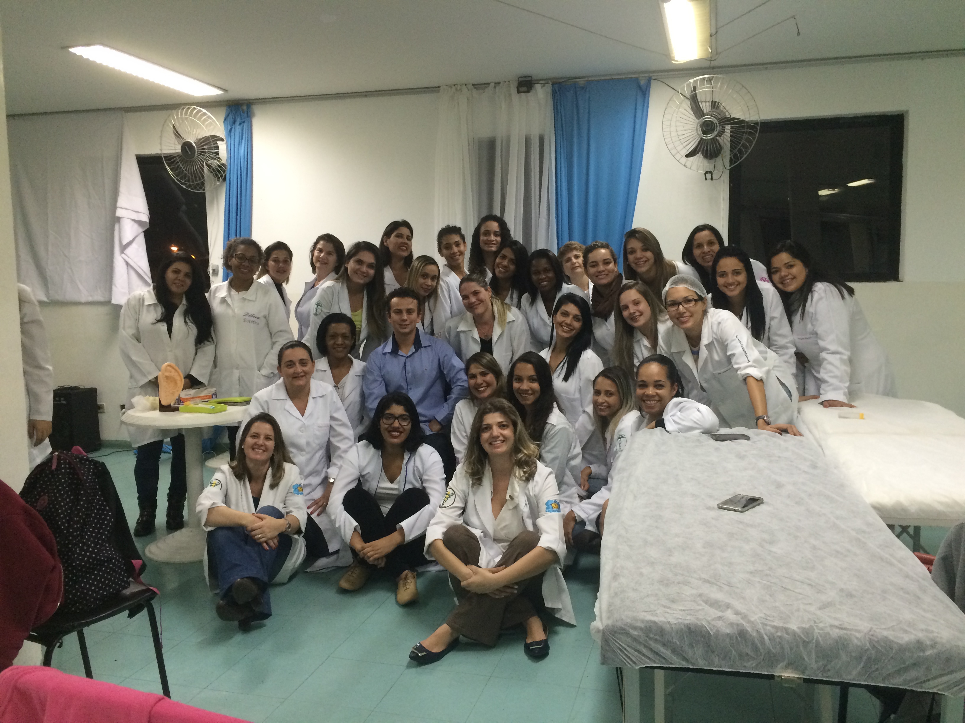 15 de Maio de 2016, turma concluída com sucesso no Curso de Auriculoterapia pela Clínica NERE. estética esteticista depilador(a)
