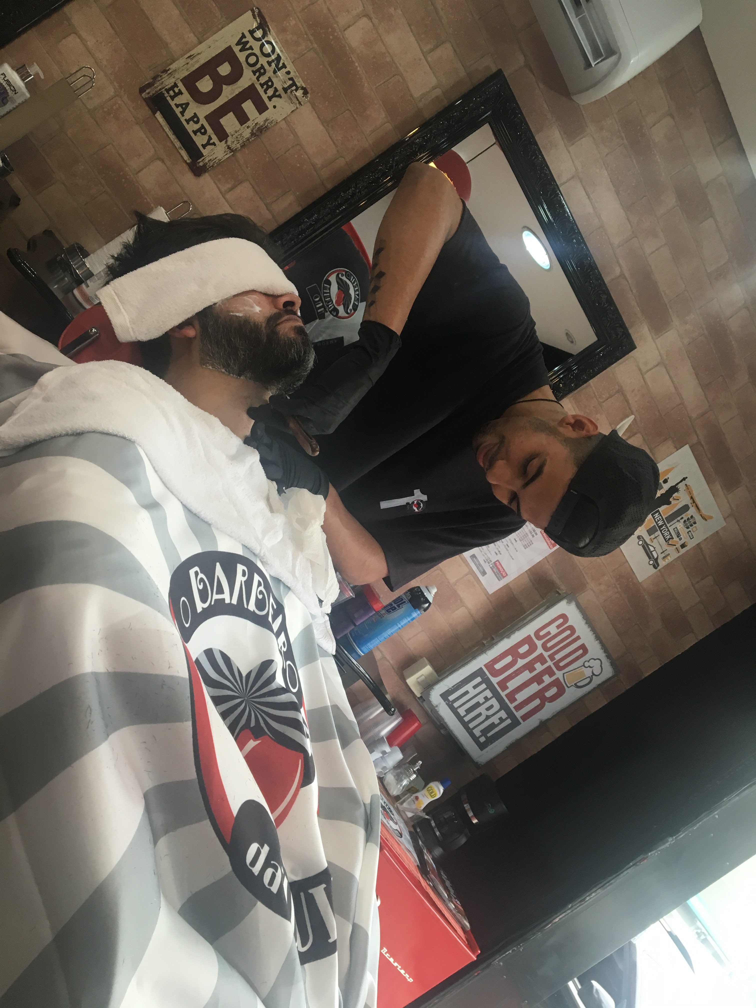 #Barba  outros barbeiro(a)