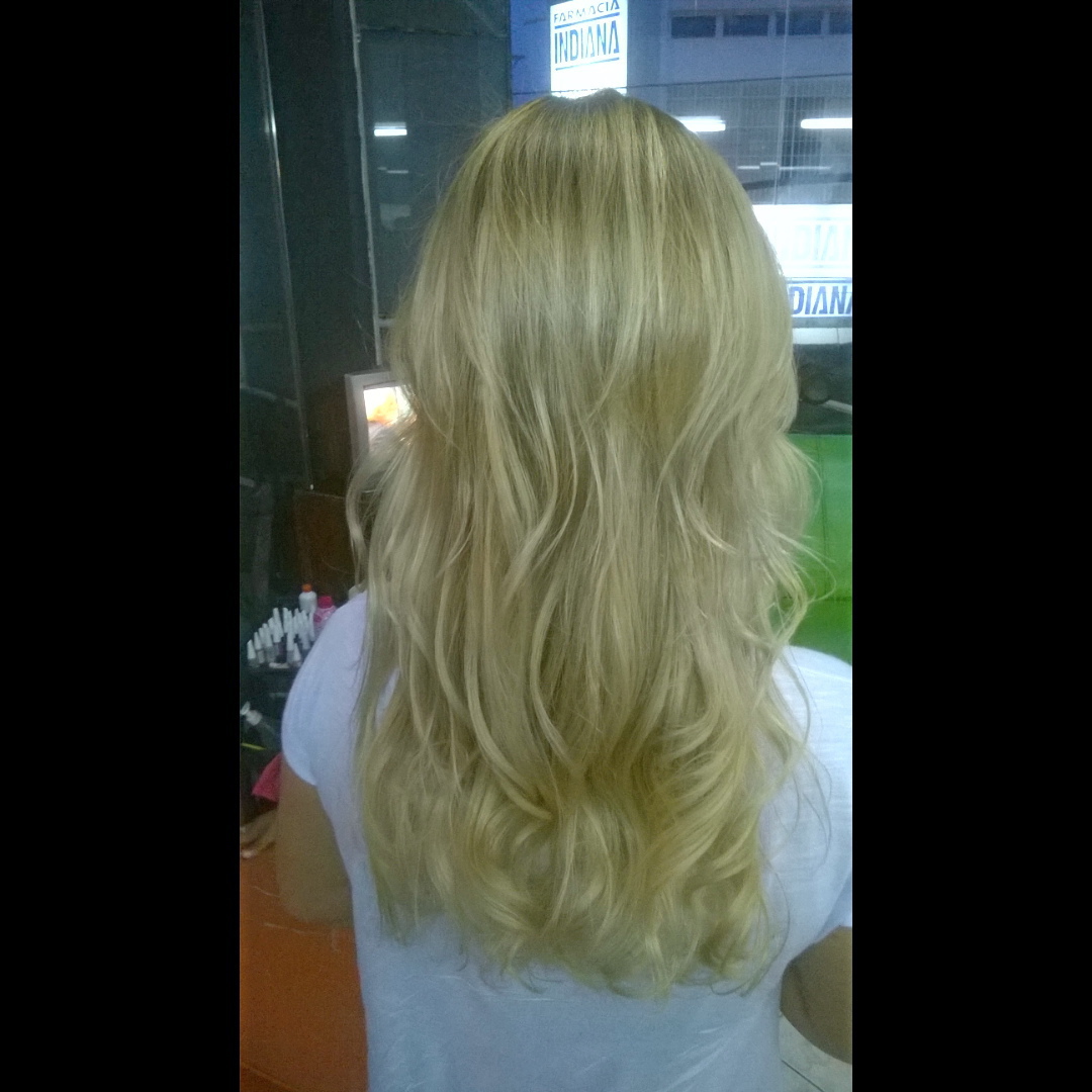 Revitalizado e com Maciez  cabelo cabeleireiro(a) maquiador(a) escovista stylist / visagista