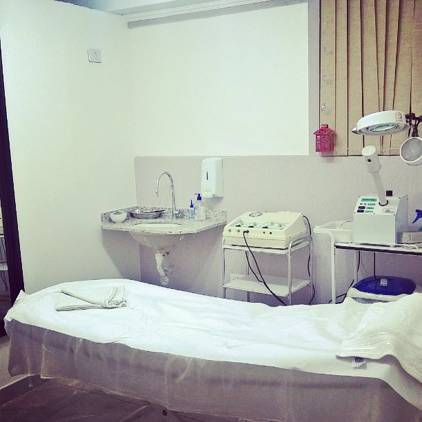 sala de estética corporal e facial outros