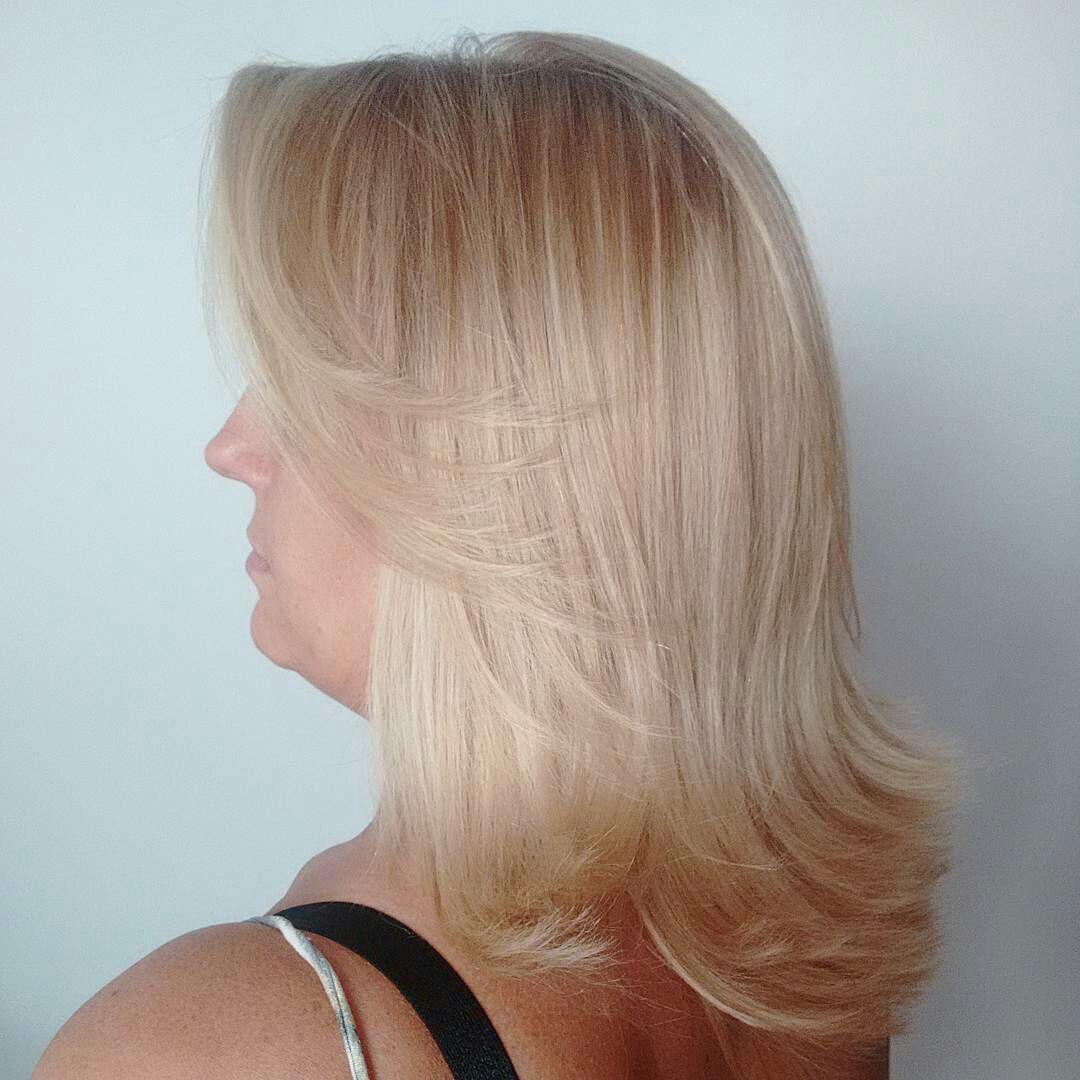 Mechas e corte cabelo cabeleireiro(a) maquiador(a) designer de sobrancelhas stylist / visagista