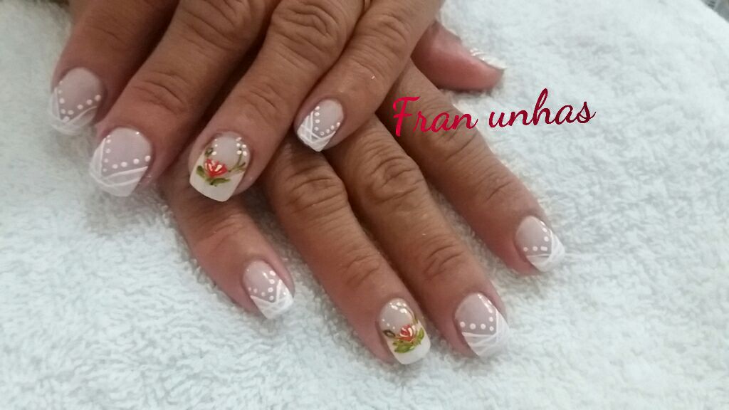 Trabalho totalmente artesanal unha podólogo(a) manicure e pedicure
