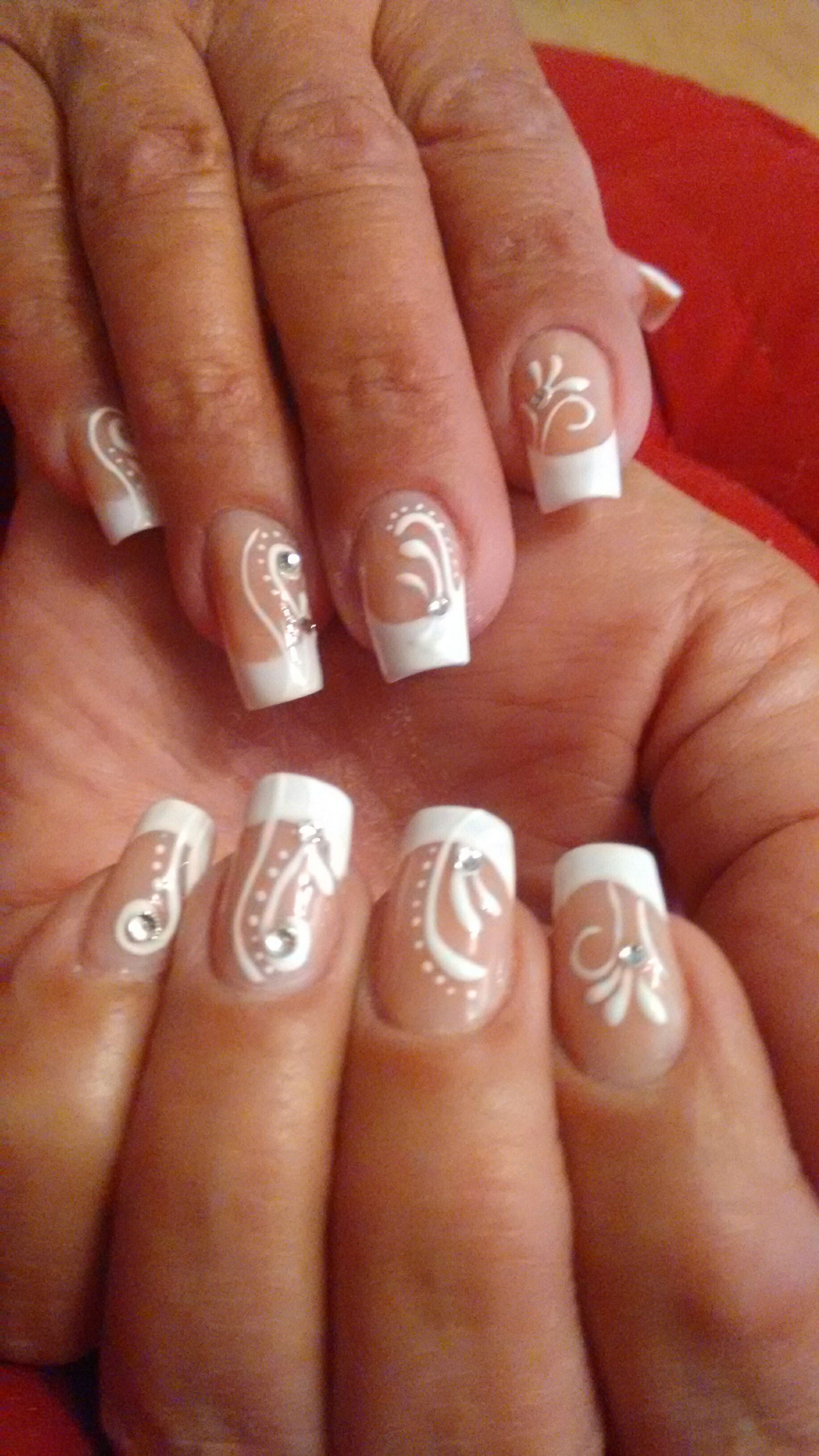 Treinando.. francesa encapsulada. #alongamentodeunhas #nails #unhas unha manicure e pedicure massoterapeuta