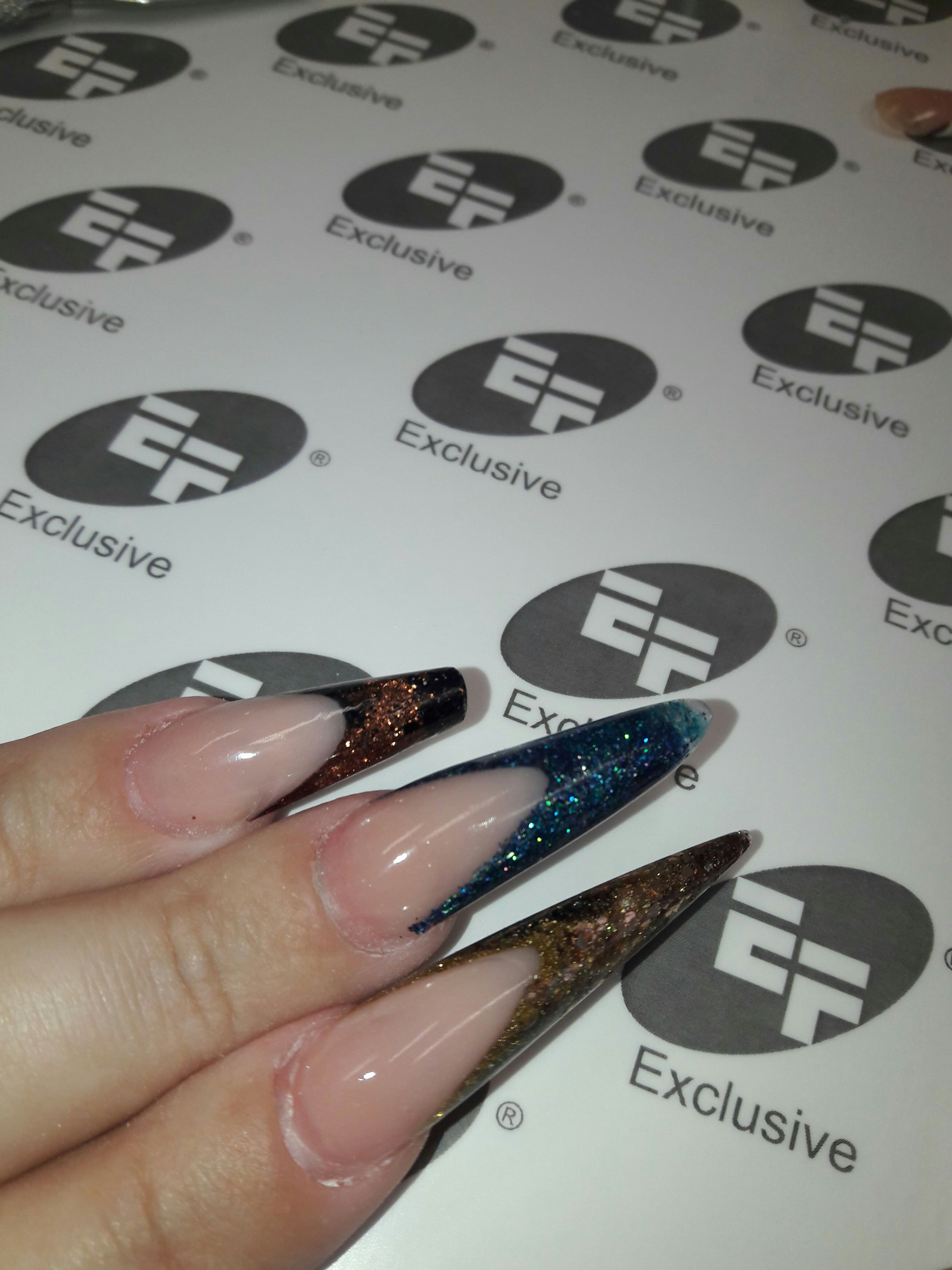 Valeu a pena! unha manicure e pedicure massoterapeuta