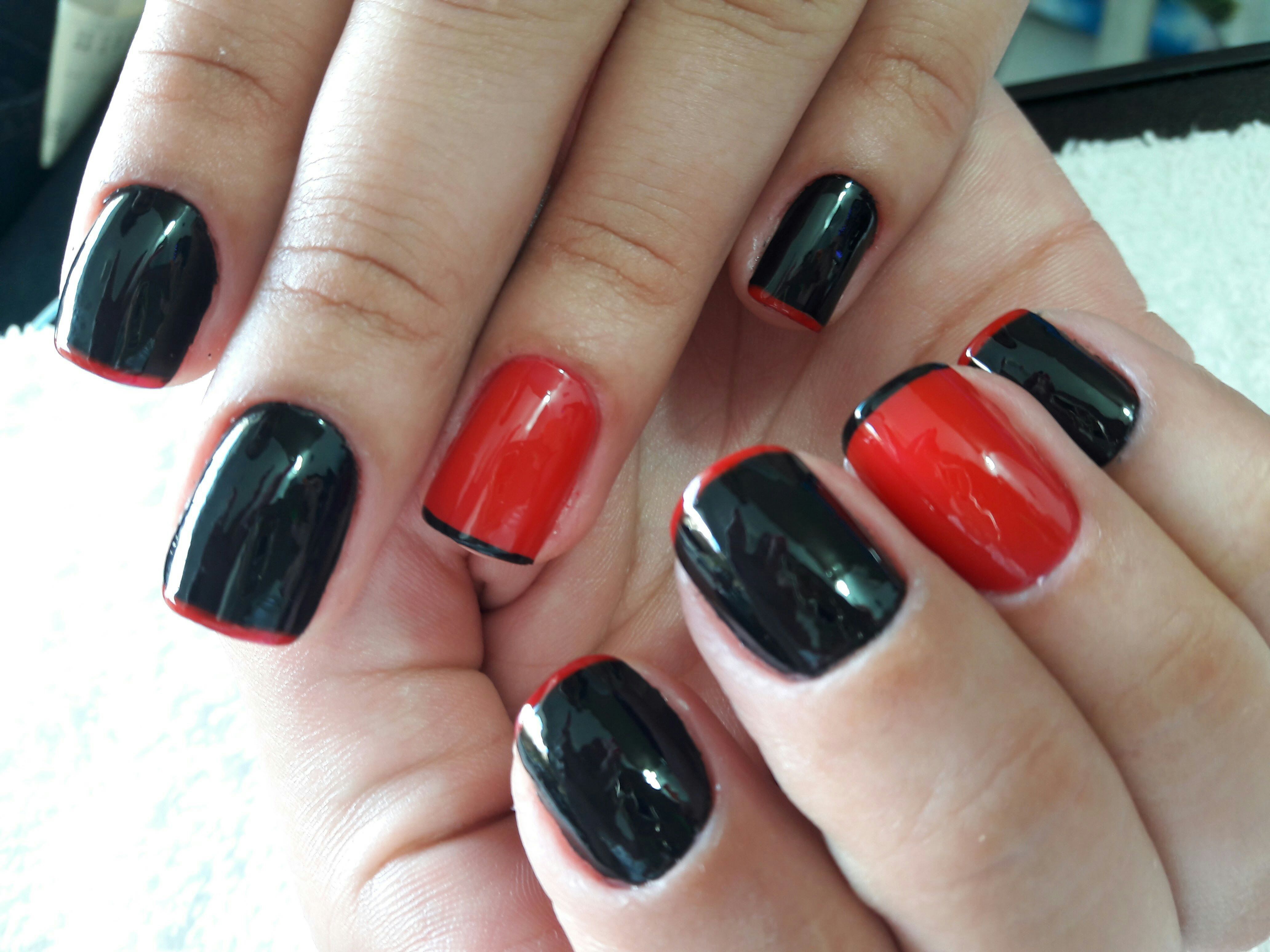 Nail art francesa diferente e estilosa😍 unha manicure e pedicure massoterapeuta