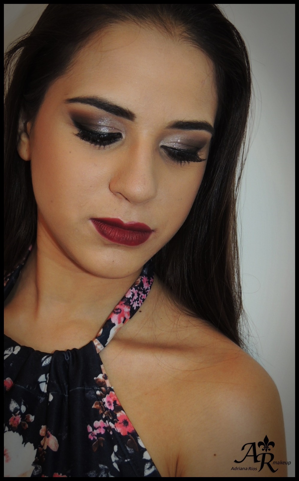 maquiagem maquiador(a) designer de sobrancelhas