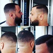 Mid Fade com Risco, Barba aparada limpa para crescer mais.