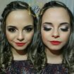 E quem  disse que olho tudo e boca tudo não pode?! 
Dubble Cut Crease para Formandas, em tons neutros e um batom maravilhoso! 
O penteado se resume em lindos cachos definidos e uma trança lateral, iniciada no topo da cabeça!