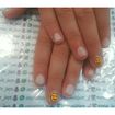 Unhas decoradas com emoji