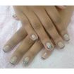 Unhas decoradas com florzinha