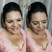 Mãe do Noivo

Maquiagem clássica, em tons neutros, pele levemente iluminada, sem delineado, porém com muito cílio postiço! 

Para o Penteado, um coque super elegante, que combinou muito bem com a ocasião!