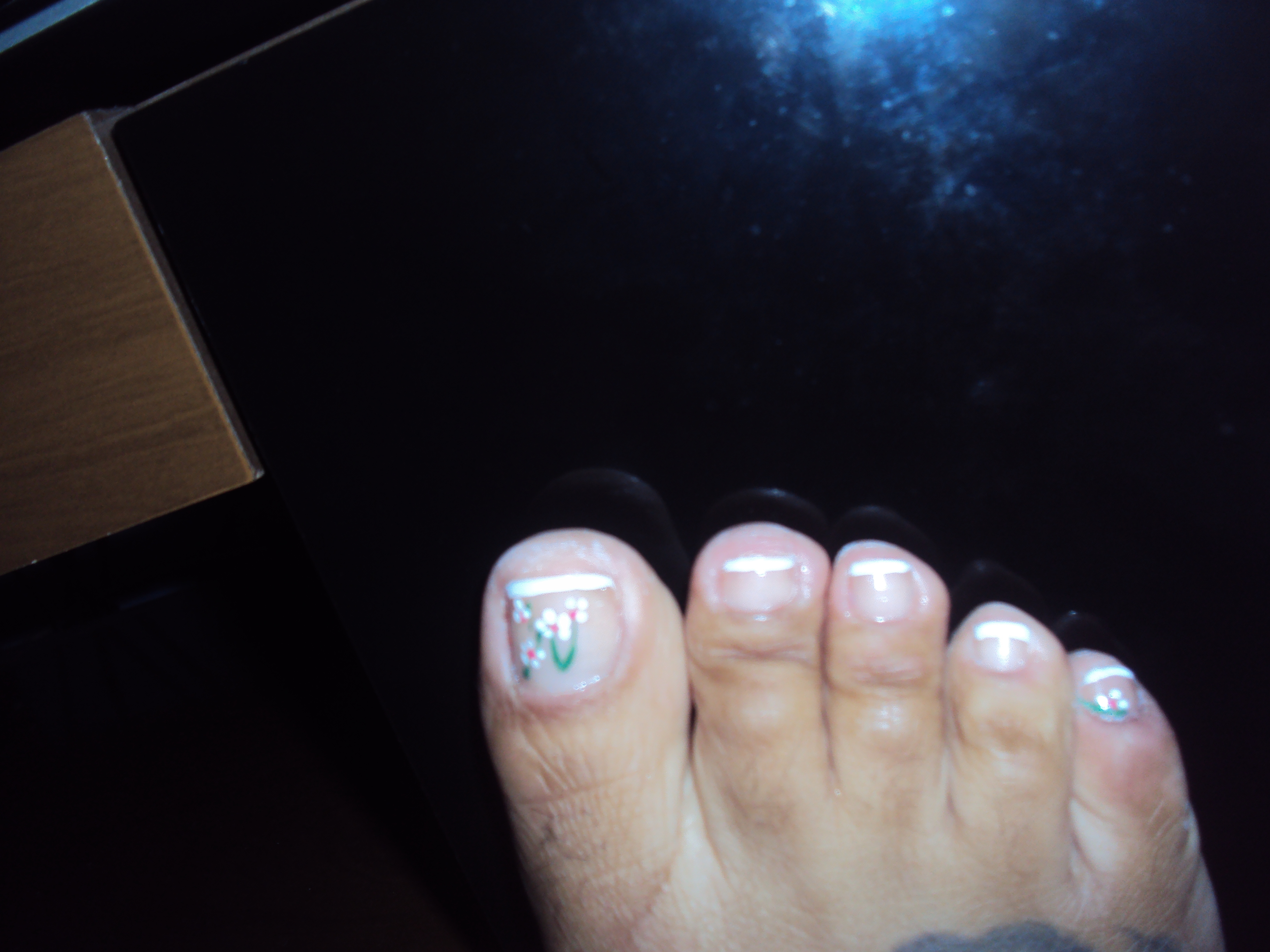 unha manicure e pedicure depilador(a) designer de sobrancelhas barbeiro(a) cabeleireiro(a) recepcionista