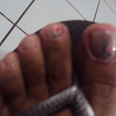 Gosto de tirar a cuticula no limite maximo para ficar um efeito mais limpo;