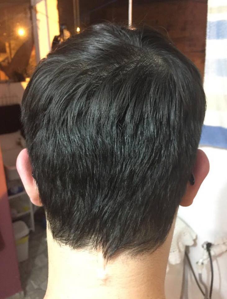 corte de cabelo masculino com tesoura