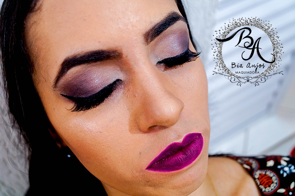 Esfumado poderoso para formatura!
#maquiagem #maquiagemneutra #maquiagemleve #maquiadoraubatuba maquiagem maquiador(a)