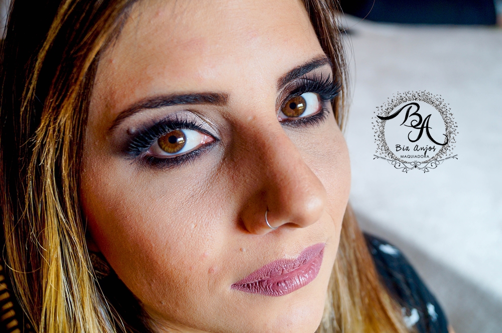Maquiagem marcante para madrinha de casamento!
#maquiagem #maquiagemmarcante #maquiagemdelicada #madrinha #casamentonapraia maquiagem maquiador(a)
